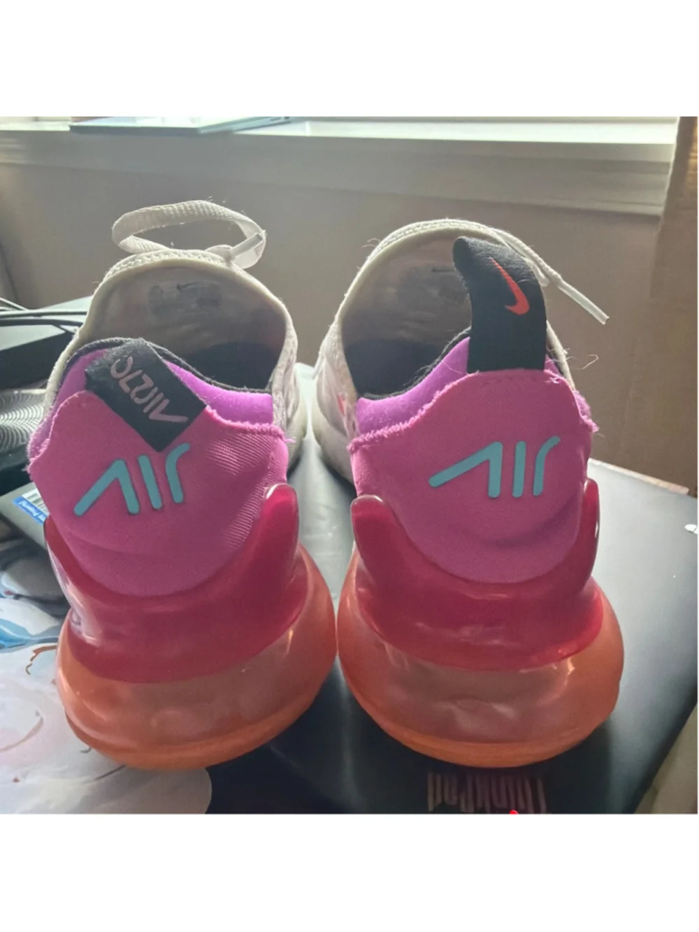 Women's Nike Air Max 270 Sneakers White Pink Size 10.5
